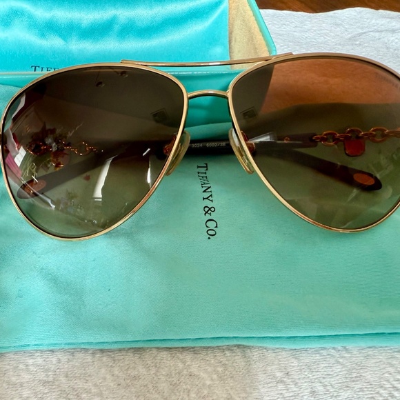 Tiffany&Co. TF3034 6002/3B Sunglasses for Women main image 4